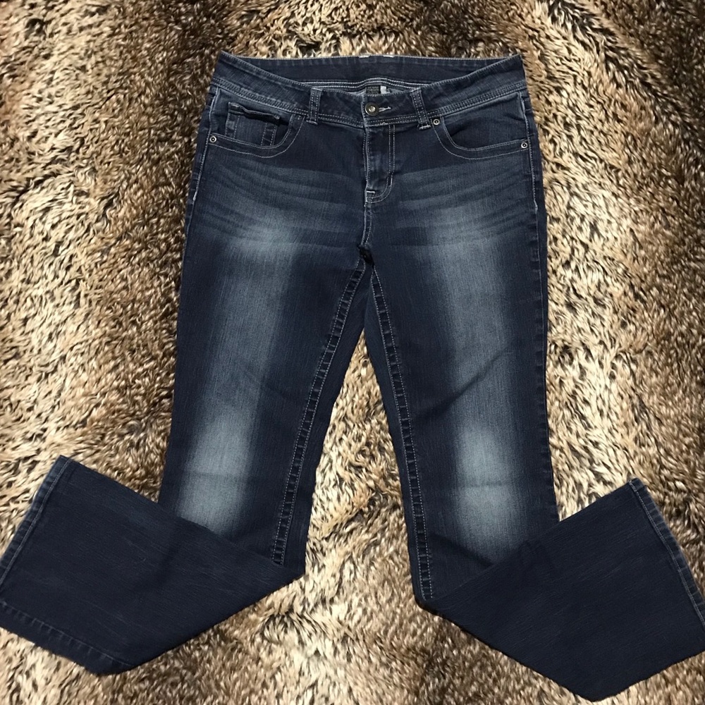 Apt 9 size 10 bootcut jeans with embellishment.